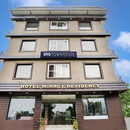 Hotel Super Townhouse Dharamshala Exterior foto